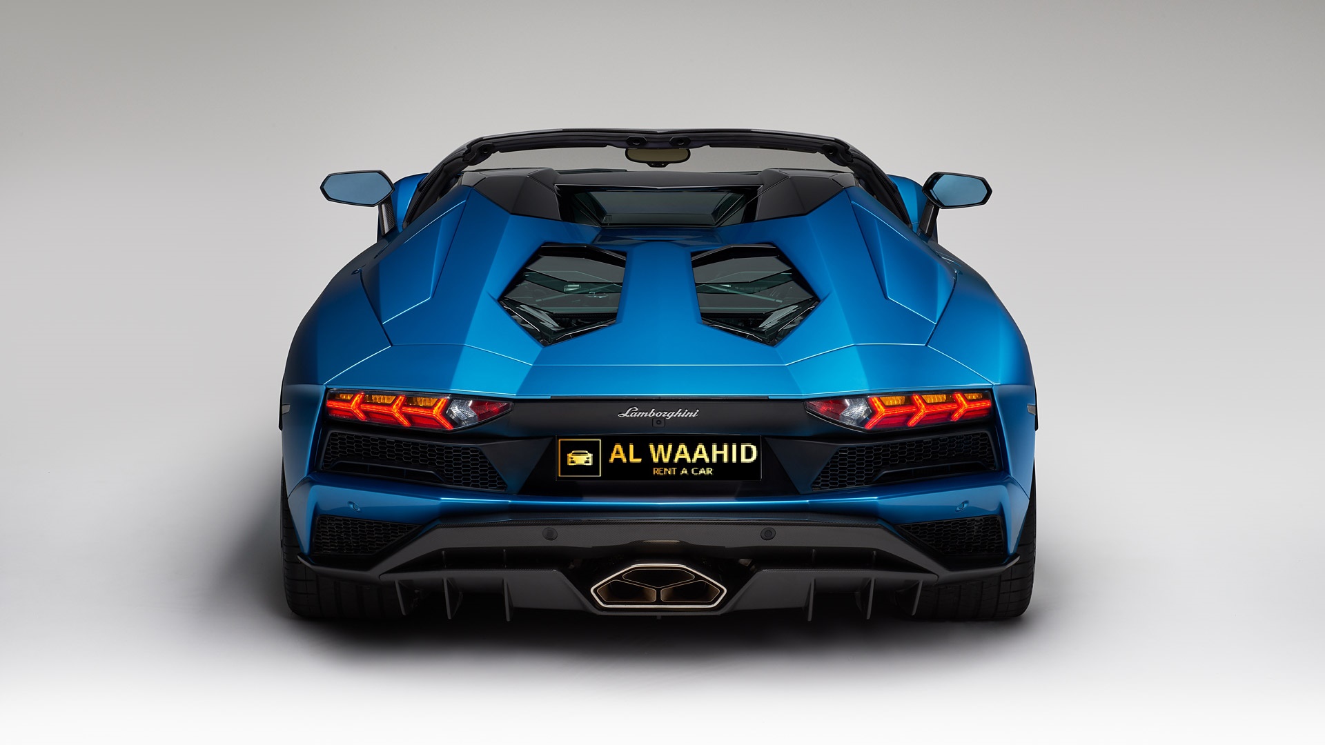 Lamborghini Aventador S Roadster 2018 rental dubai luxury cars alwaheed rental